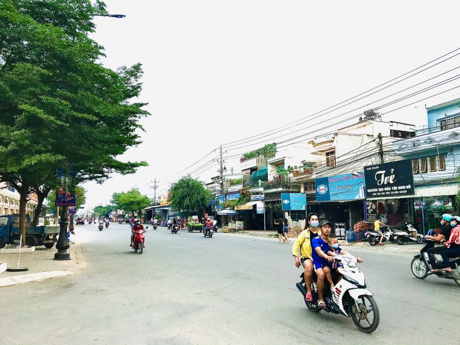 Bán nhà 1 trệt 2 lầu ngay ngã tư Chiêu Liêu Dĩ An