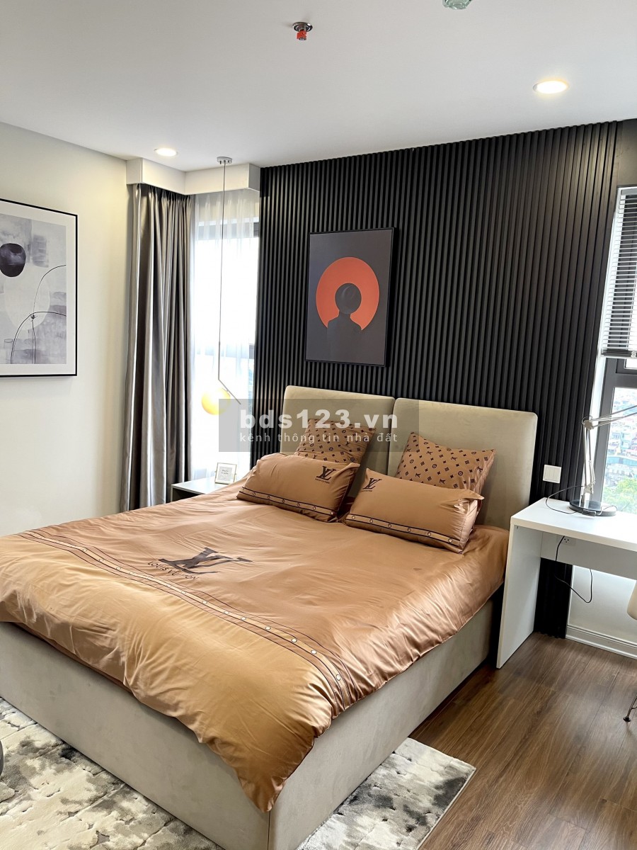 Chung cư hot nhất trung tâm quận Long Biên 2,5 tỷ; gần phố Cổ, bàn giao nội thất liền tường. Diện tích từ 73 - 104m2