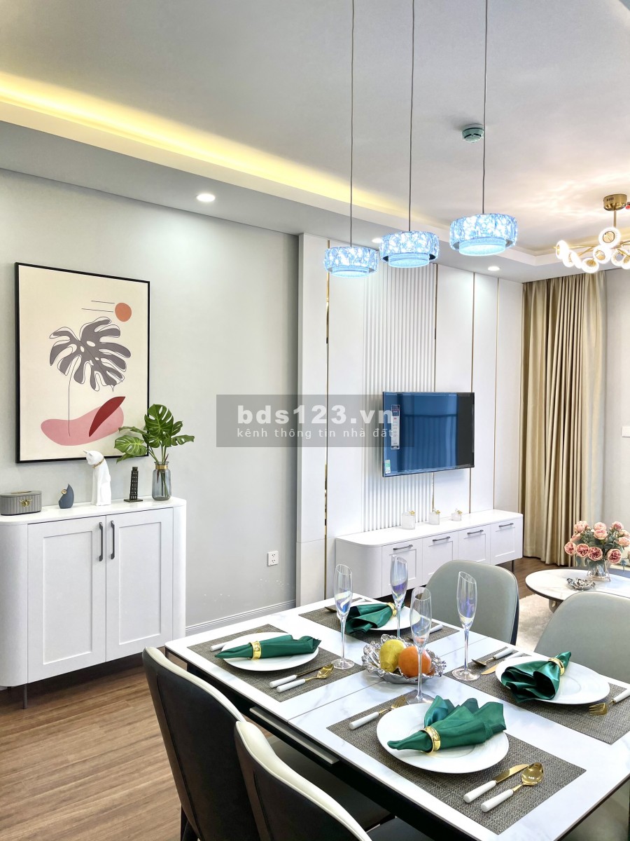 Chung cư hot nhất trung tâm quận Long Biên 2,5 tỷ; gần phố Cổ, bàn giao nội thất liền tường. Diện tích từ 73 - 104m2