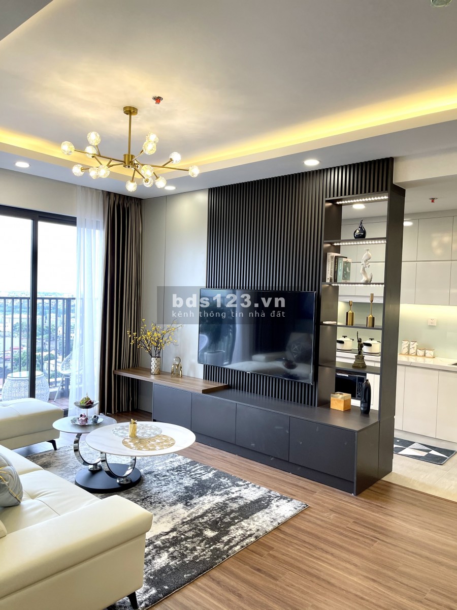 Chung cư hot nhất trung tâm quận Long Biên 2,5 tỷ; gần phố Cổ, bàn giao nội thất liền tường. Diện tích từ 73 - 104m2