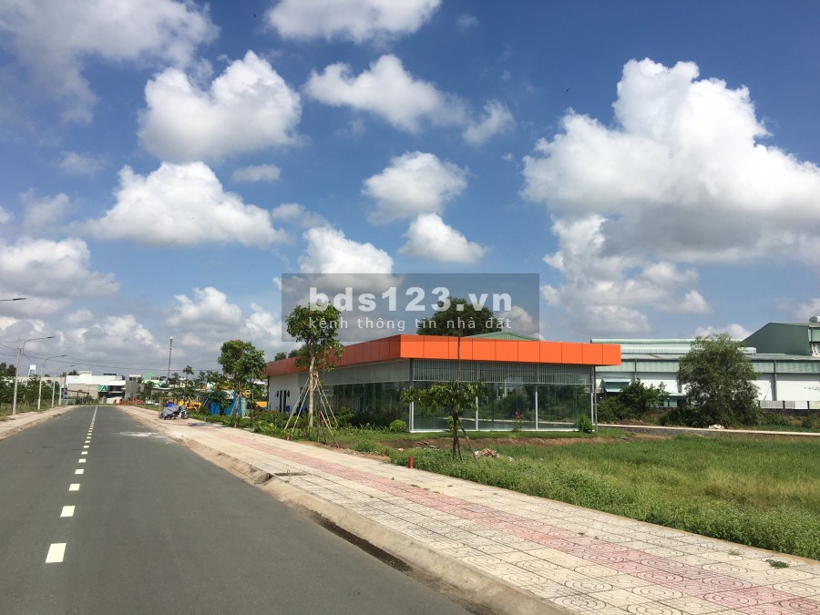 Đất giữa lòng KCN ngay MT Đinh Đức Thiện SHR giá rẻ cho khách hàng đầu tư