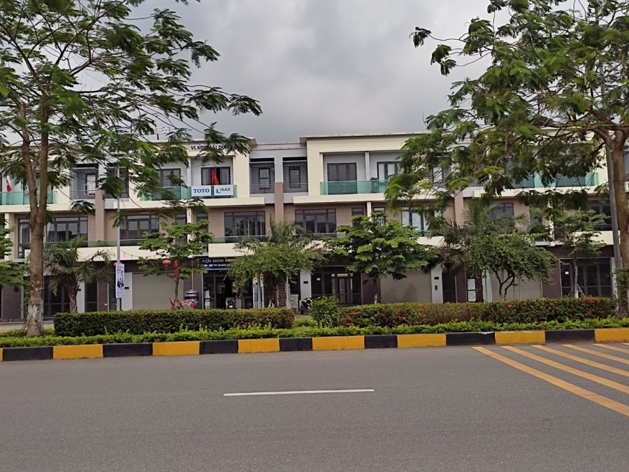 Bán SHOPHOUSE mặt đường 26m giá chỉ từ 5.x tỷ tỉnh Bắc Ninh