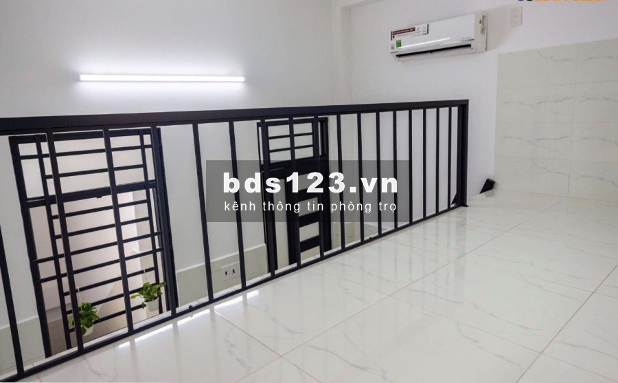 Phòng có gác cao 1m7 máy lạnh an ninh Gò Vấp