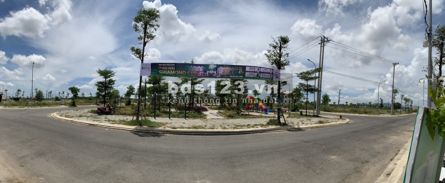 Cơ hội đầu tư giá hời, nền sổ đỏ biệt thự 250m2, Quảng Ngãi chỉ 7.8 triệu/m2