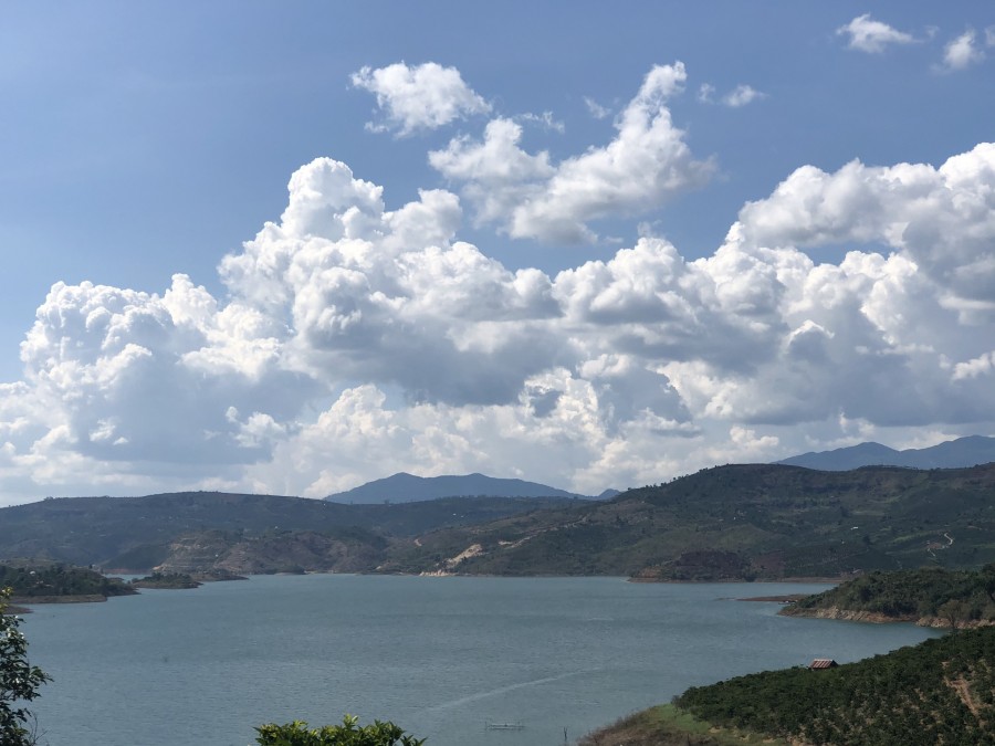 Cấn bán 1.7ha đất mặt sông view đẹp xã Liên Hà, Lâm Hà, Lâm Đồng