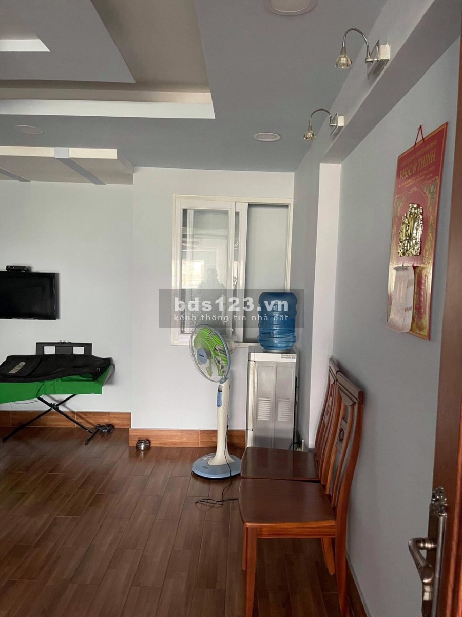 Hạ giá còn 9 tỷ - 5 Tầng - HXH đường Nguyễn Trọng Tuyển, Tân Bình Lh0909484131