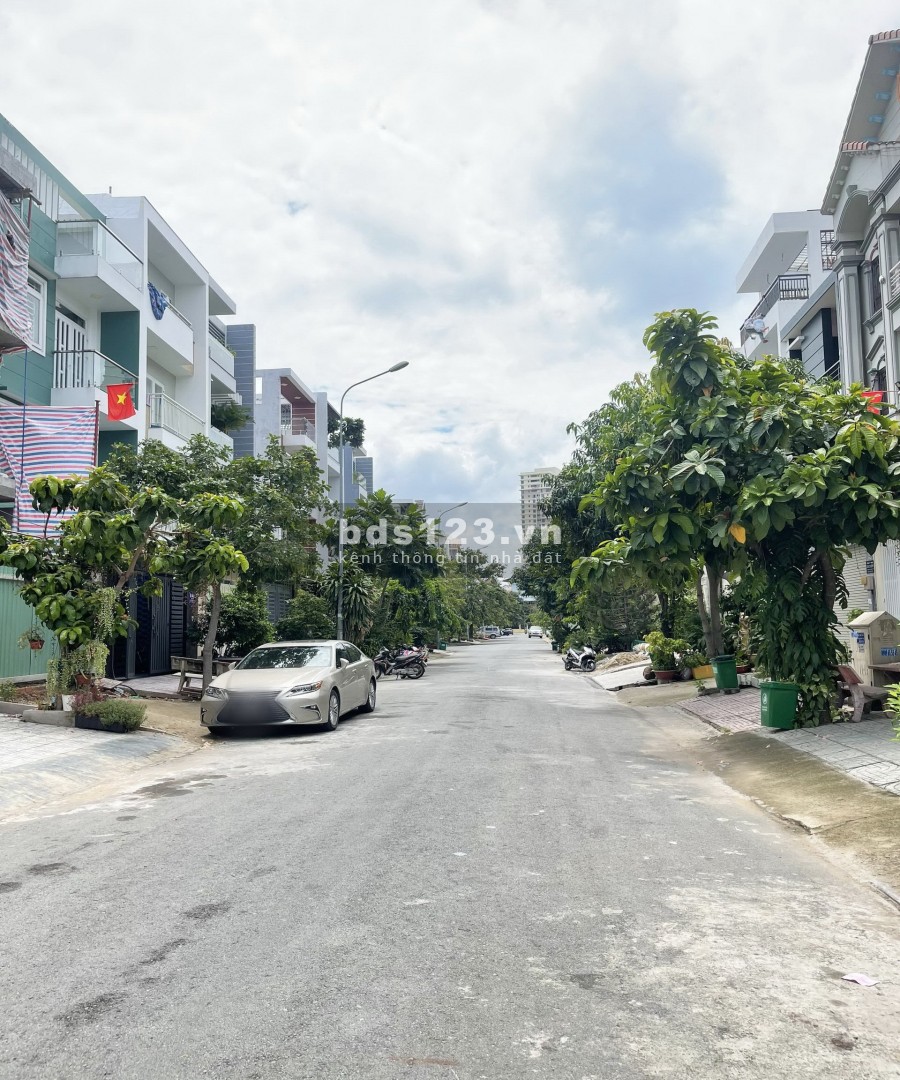 Chính chủ bán lô đất đẹp khu tái định cư Phú Mỹ, phường Phú Mỹ, Quận 7