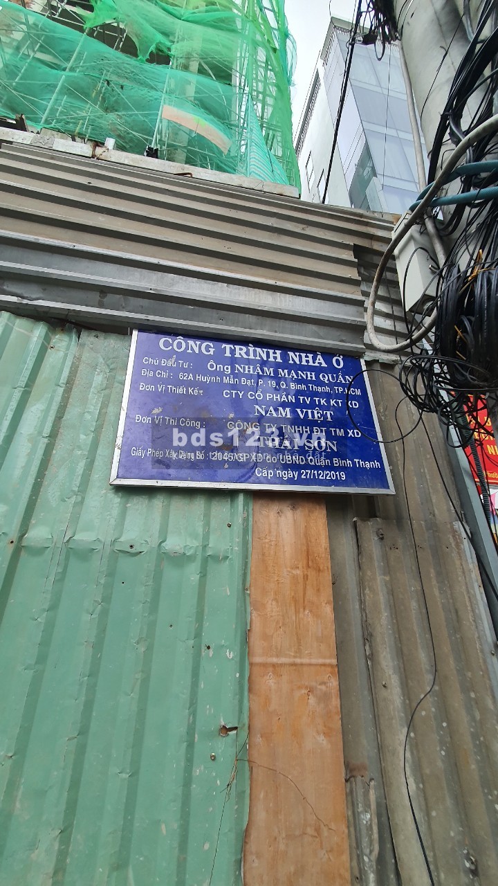 Cho thuê toàn nhà văn phòng mặt tiền đường dt 2000m2, sàn 2 hầm 8 tầng cao