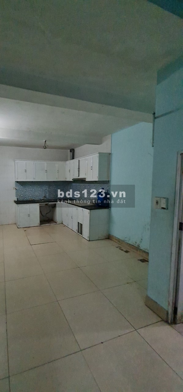 Cho thuê nhà Phố Chợ Khâm Thiên 70m2*3T,3PN , dân trí cao ,kinh doanh online Ngõ 3 gác