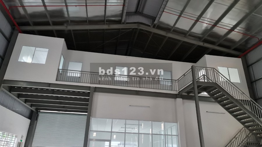 cho thuê xưởng 2500m2 giá 110tr/tháng trong kcn gần Tân Đô thuộc Huyện Đức Hòa, Long An