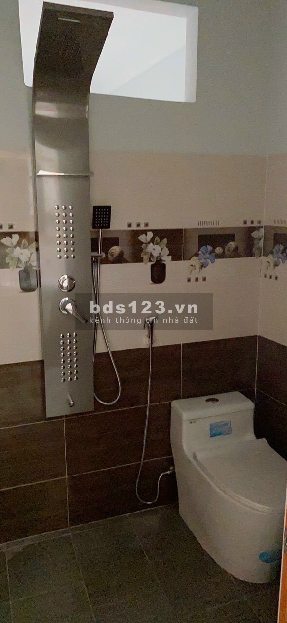 Nhà Biên Hòa ngay trường đại học mở 2170tr/135m2 sổ riêng, dưòng 7m