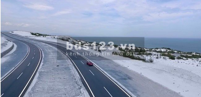 Bán vài lô đất biển xã Hòa Thắng, sổ đỏ, siêu đẹp giá chỉ từ 1 triệu/m2, bao sang tên ngay tại SG