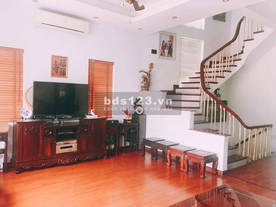 Siêu Phẩm Lạc Long Quân Gara Oto Tránh Kinh Doanh Đỉnh 80m2x5T, 12.9 Tỷ