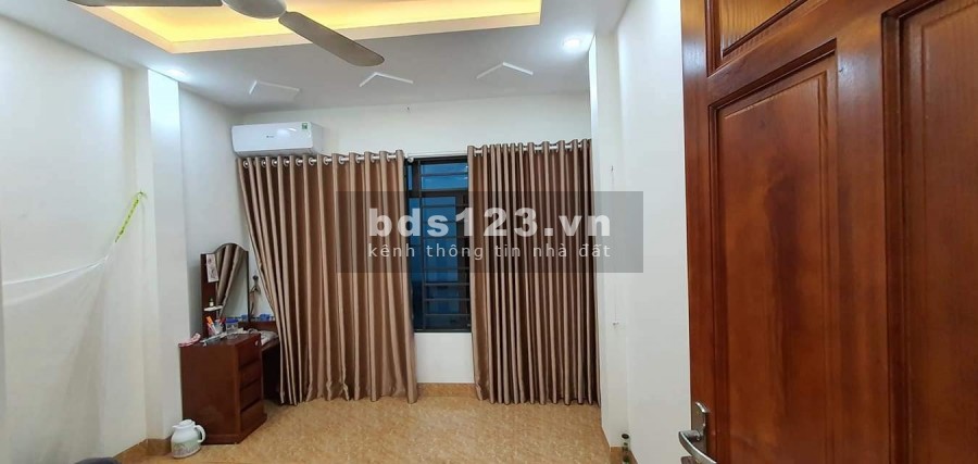 BÁN NHÀ NGÕ RỘNG ĐƯỜNG TRUNG VĂN