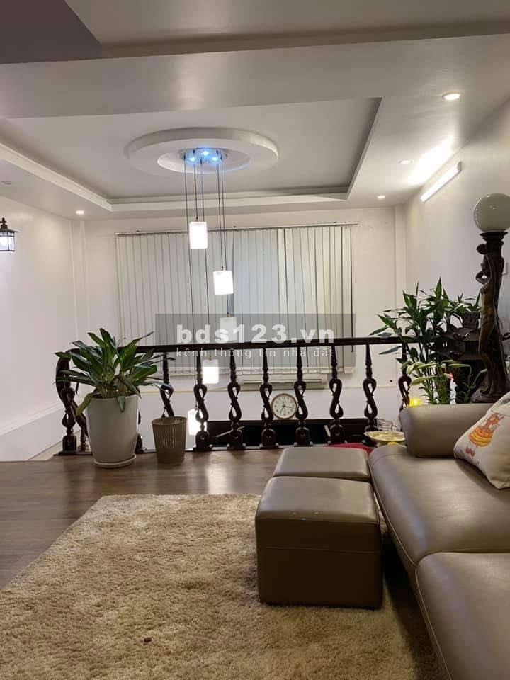 Nhà siêu phẩm thiết kế Âu Châu, nội thất tiền tỷ, lô góc siêu thoáng, ngõ rộng
