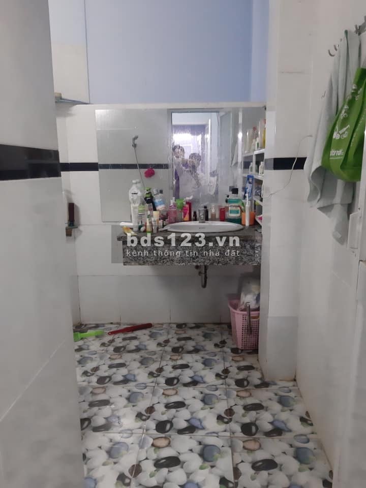 Bán nhà mặt tiền Nguyễn Duy Cung Gò Vấp 4 tầng 64m2 chỉ 6 tỷ 2