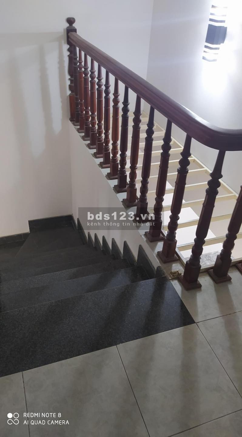 Nhà ngõ 67 Phùng Khoang, 2 mặt ngõ, nở hậu, DT 71m2-4 tầng- MT 3.5m, Giá 6,5tỷ