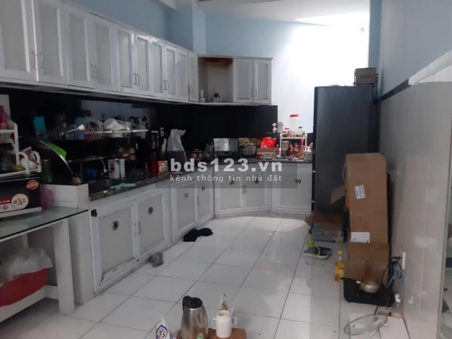 Bán nhà mặt tiền Nguyễn Duy Cung Gò Vấp 4 tầng 64m2 chỉ 6 tỷ 2