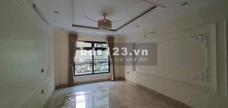Bán nhà ngõ Bồ Đề, nhà đẹp , thang máy, nội thất đỉnh 55m, 6 tầng, MT 4m, nhỉnh 6 tỷ