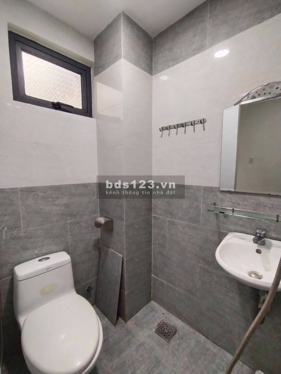 Bán gấp nhà Nguyễn Thông Q3, 25m2 chỉ 5.2 tỷ thương lượng