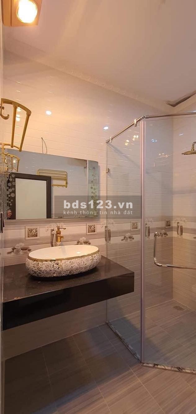Bán nhà ngõ Bồ Đề, nhà đẹp , thang máy, nội thất đỉnh 55m, 6 tầng, MT 4m, nhỉnh 6 tỷ