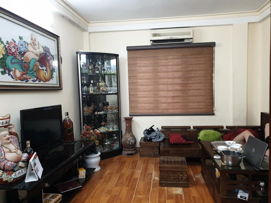 Cần tiền bán nhà Tam Trinh, Hoàng Mai, sát Time City, 4 tầng chỉ 2 tỷ 200 LH 0944267031