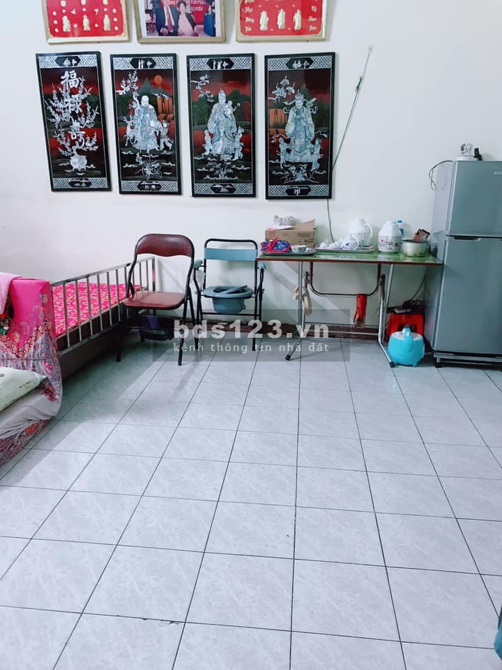 Bán nhà mặt phố Trần Nhật Duật Hoàn Kiếm, dt 75m2, giá 39 tỷ, lô góc kinh doanh