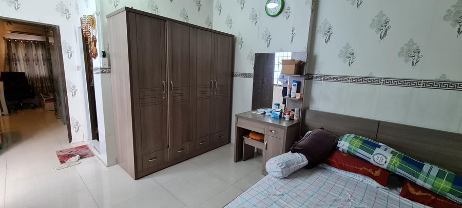 Bán gấp nhà mặt tiền lô góc, Hưng Phú, phường 9, Quận 8, giá chỉ 12.8 tỷ thương lượng