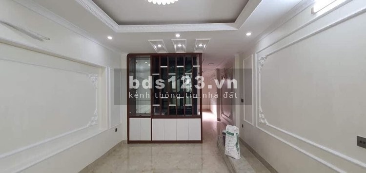 Bán nhà ngõ Bồ Đề, nhà đẹp , thang máy, nội thất đỉnh 55m, 6 tầng, MT 4m, nhỉnh 6 tỷ