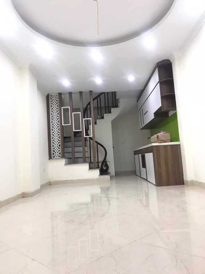 Bán Nhà Tựu Liệt 35m2x5T, Mới Koong, Ô Tô Đỗ Cửa, Ngõ Thông, Sổ Vuông Đẹp 2.9 Tỷ