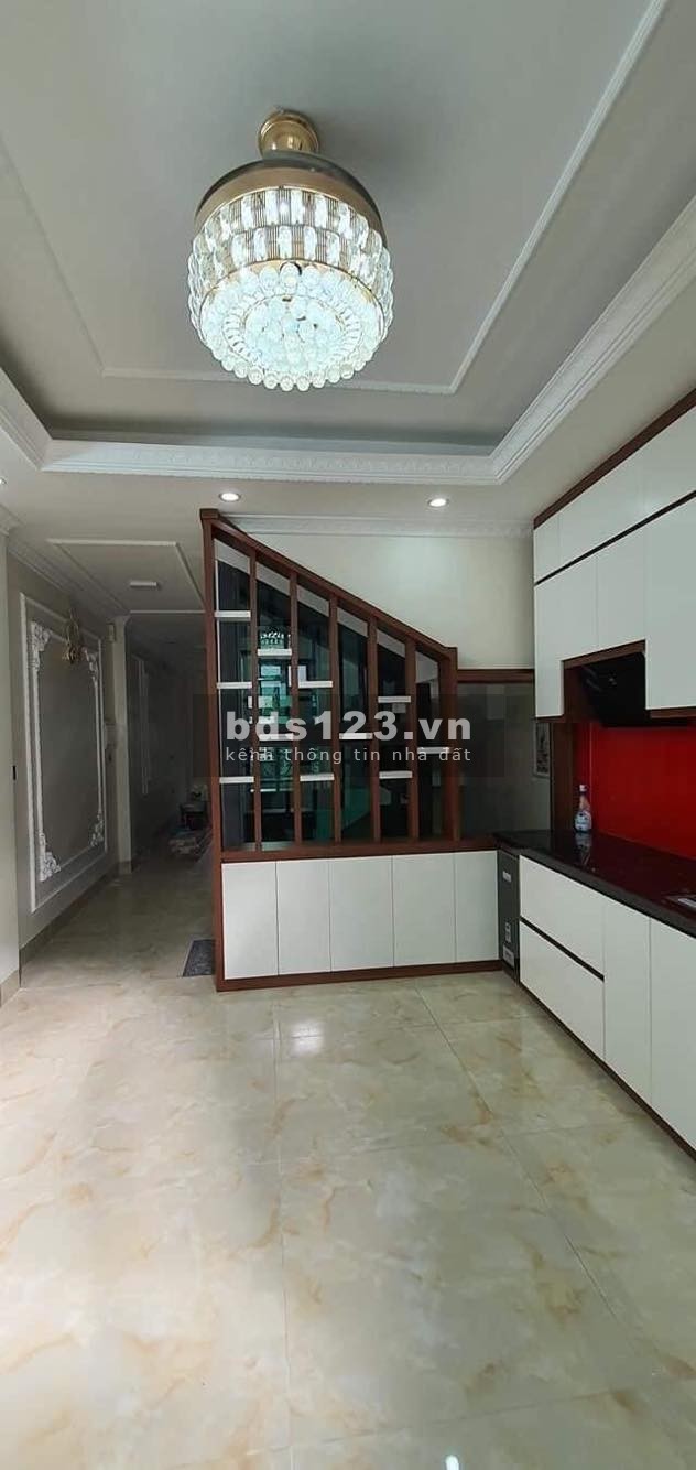 Bán nhà ngõ Bồ Đề, nhà đẹp , thang máy, nội thất đỉnh 55m, 6 tầng, MT 4m, nhỉnh 6 tỷ