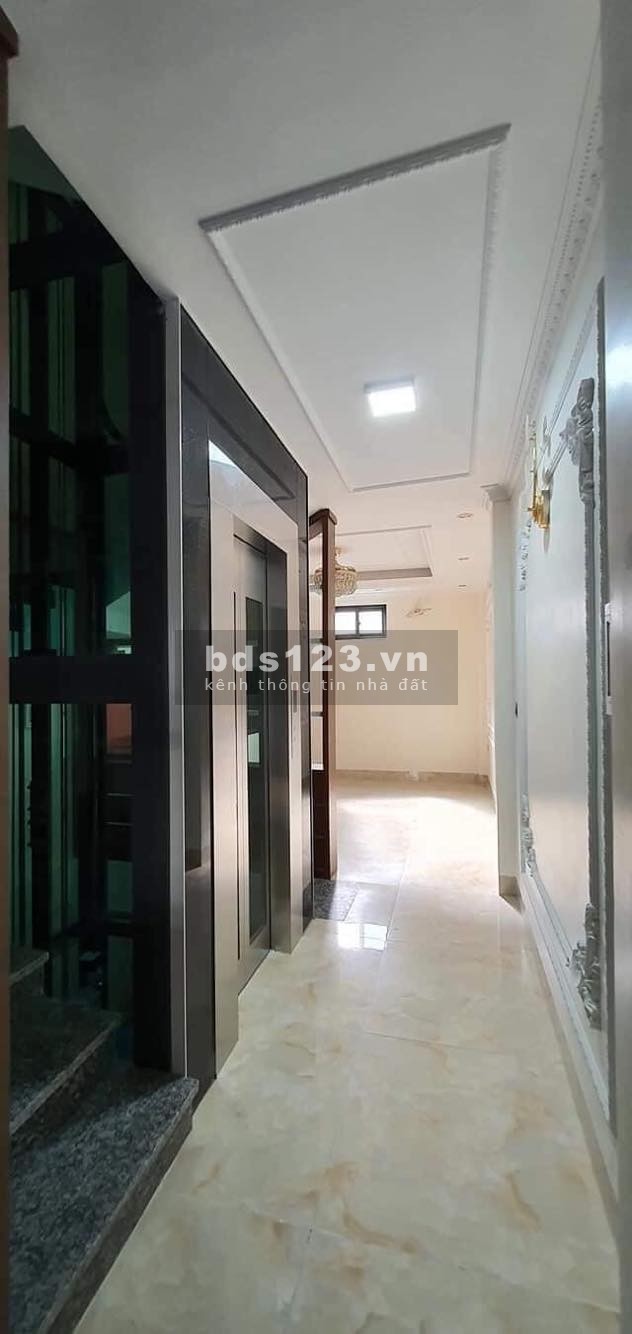 Bán nhà ngõ Bồ Đề, nhà đẹp , thang máy, nội thất đỉnh 55m, 6 tầng, MT 4m, nhỉnh 6 tỷ