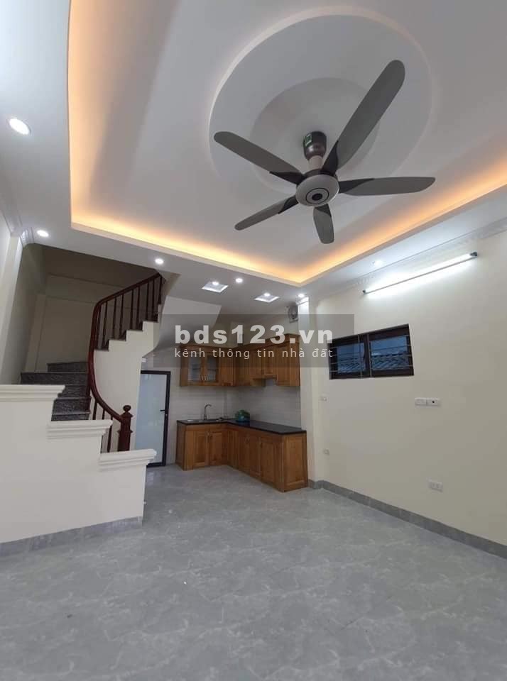Siêu phẩm Ao Sen, gần ô tô, 200m2 sử dụng, chỉ 3,8 tỷ