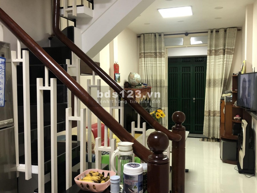Bán nhà 4 tầng Nguyễn Ngọc Lộc, 3 tháng 2, Quận 10, 4.5 tỷ
