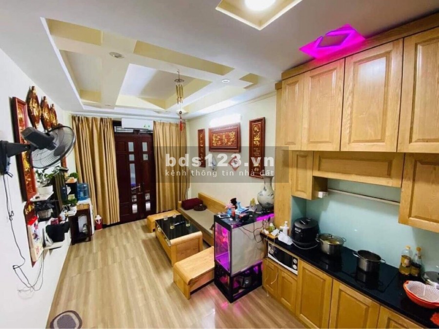 Siêu phẩm Lâm Du, nhà mới ở ngay, 5 tầng, dt 44m2, nhỉnh 4 tỷ