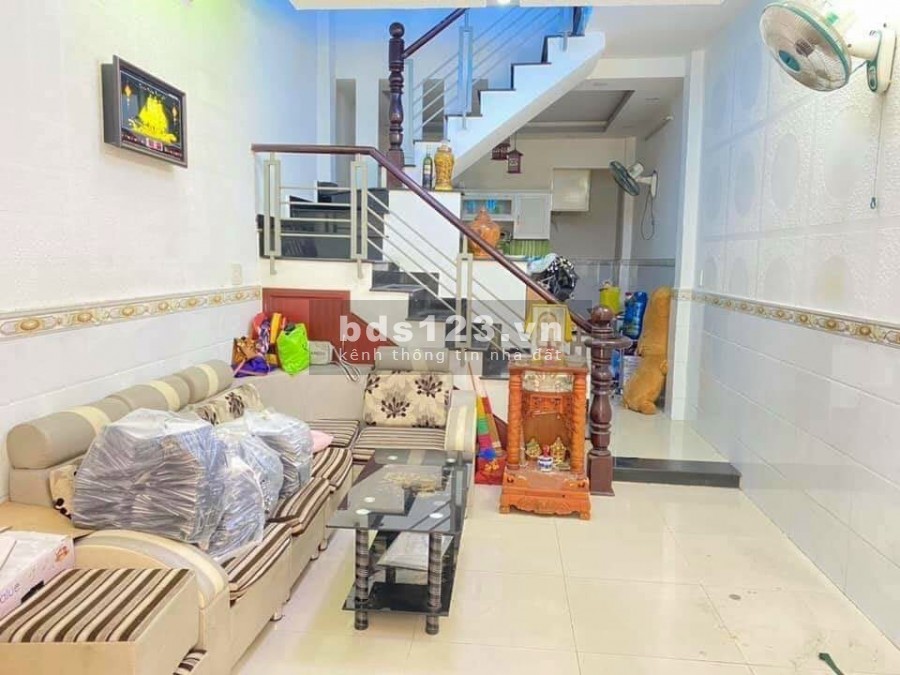 Nhà đẹp Sơn Kỳ Tân Phú 35m2 hẻm xe hơi KD 3,35 tỷ