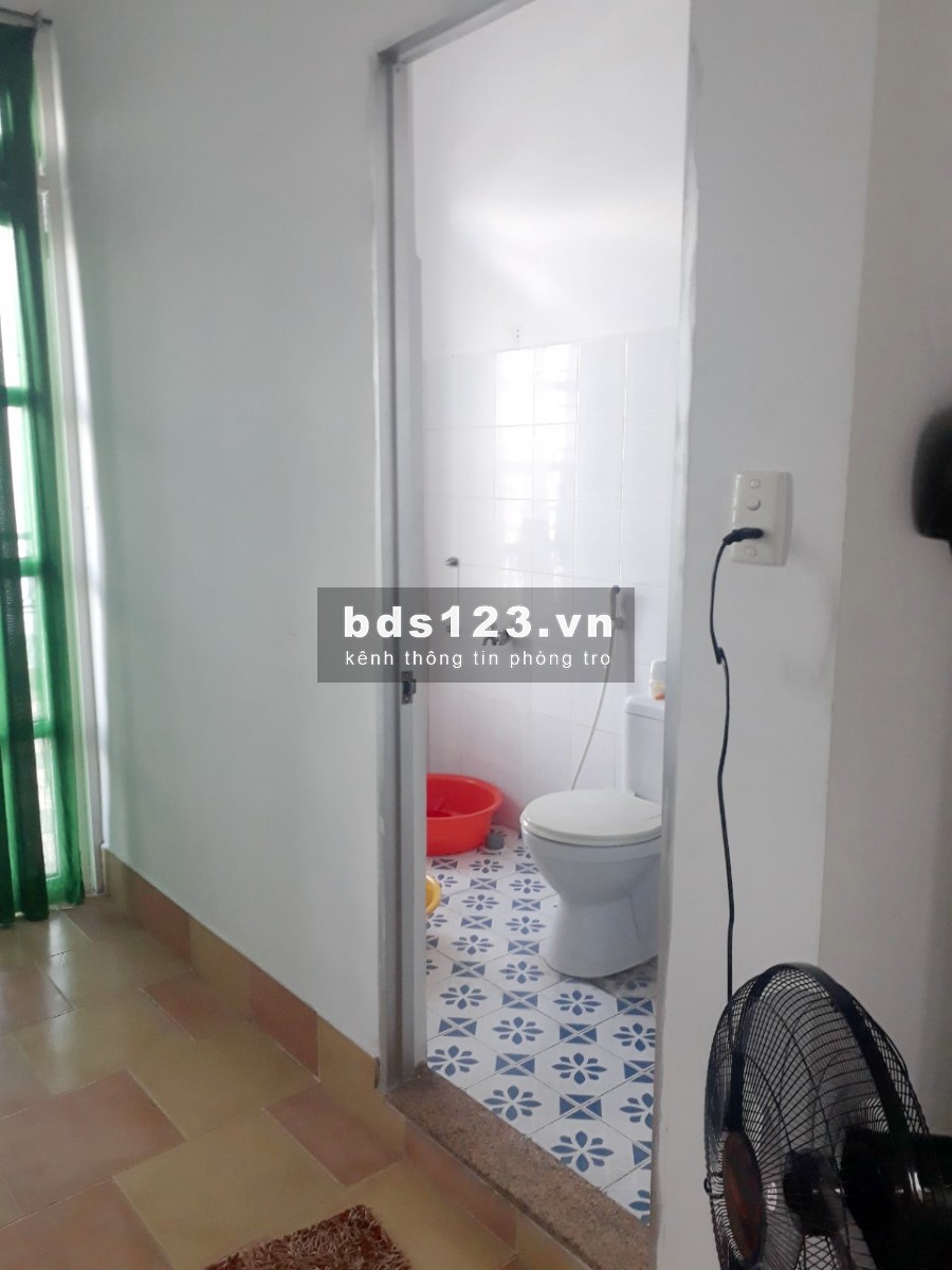 Cho thuê phòng 25m2 (có nội thất) đường Nguyễn thị Tần P2 Q8