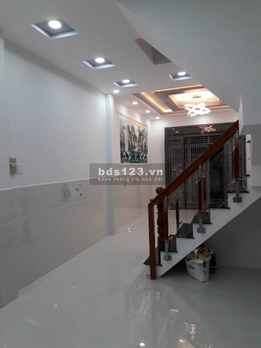 Nhà Mới Dọn vào ở liền hẻm 154 Âu Dương Lân, giá 6.8 tỷ