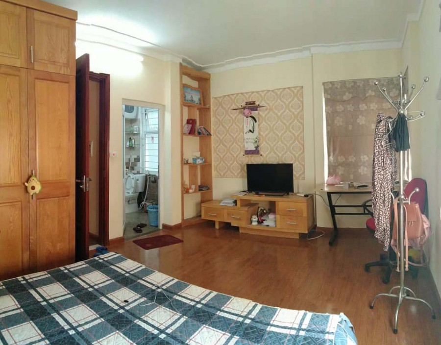  Cần tiền nên bán gấp căn nhà 62m2 Ô TÔ đỗ cửa tại đường Nguyễn Khánh Toàn trung tâm Quận Cầu Giấy với giá cực nét chỉ hơn 3 tỷ 