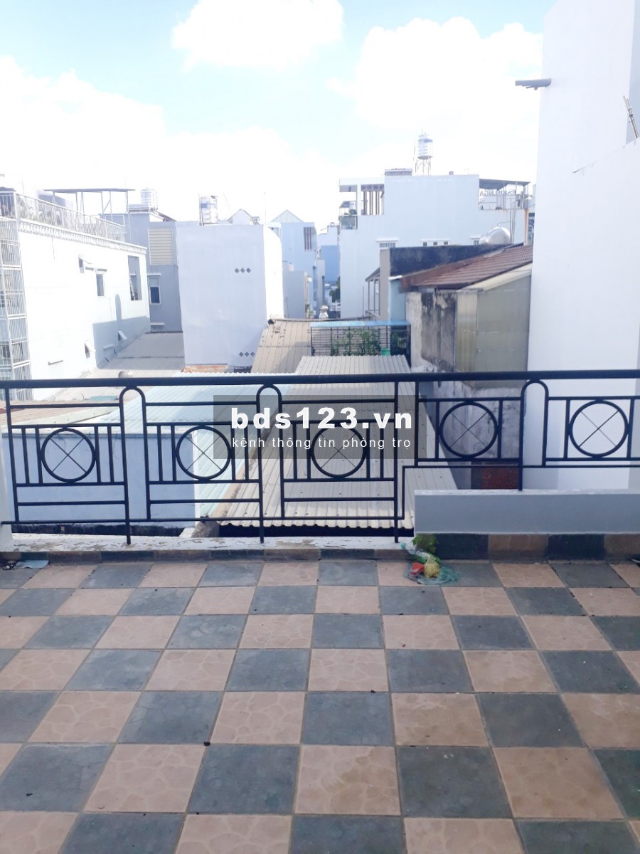Cho thuê phòng 25m2 (có nội thất) đường Nguyễn thị Tần P2 Q8