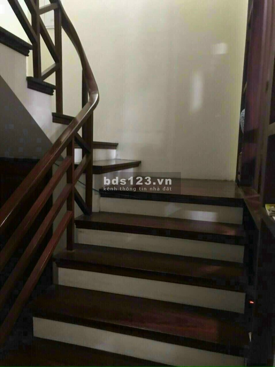 Bán nhà mặt phố Bình Lộc, ph Tân Bình, TP HD, 87m2, mt 4.65m, 3.5 tầng, kinh doanh cực tốt