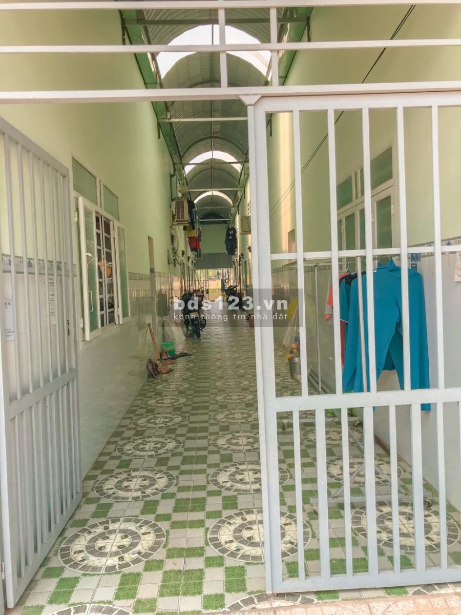 Kinh doanh thời trang thua lỗ tôi bán gáp 300m2 đất đô thị, 16 phòng trọ cạnh chợ, khu công nghiệp