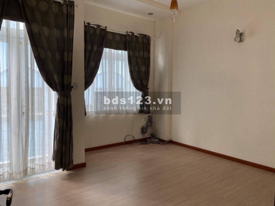 Hẻm xe hơi quay đầu, vài bước ra mặt tiền, Quận 3, 51m2. Giá 12,8 tỷ