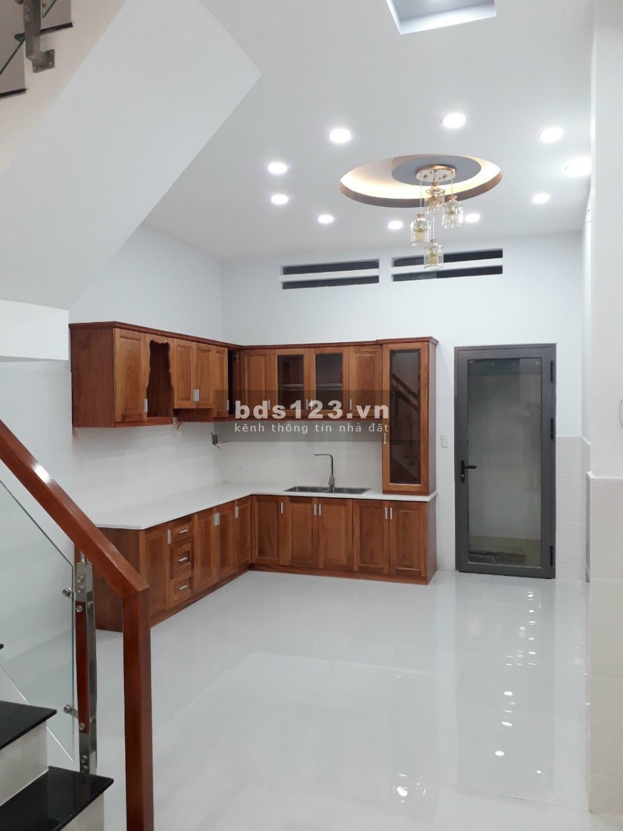 Nhà Mới Dọn vào ở liền hẻm 154 Âu Dương Lân, giá 6.8 tỷ