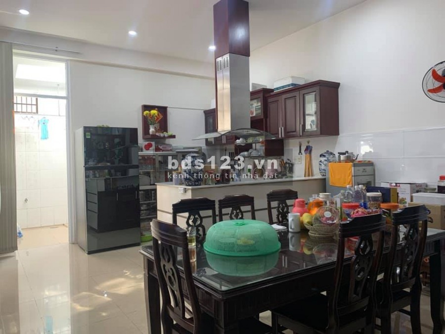 Nhà 4 tầng, mặt tiền đường số, P. Tân Phú, Quận 7, giá 10.55 tỷ, 4 tầng
