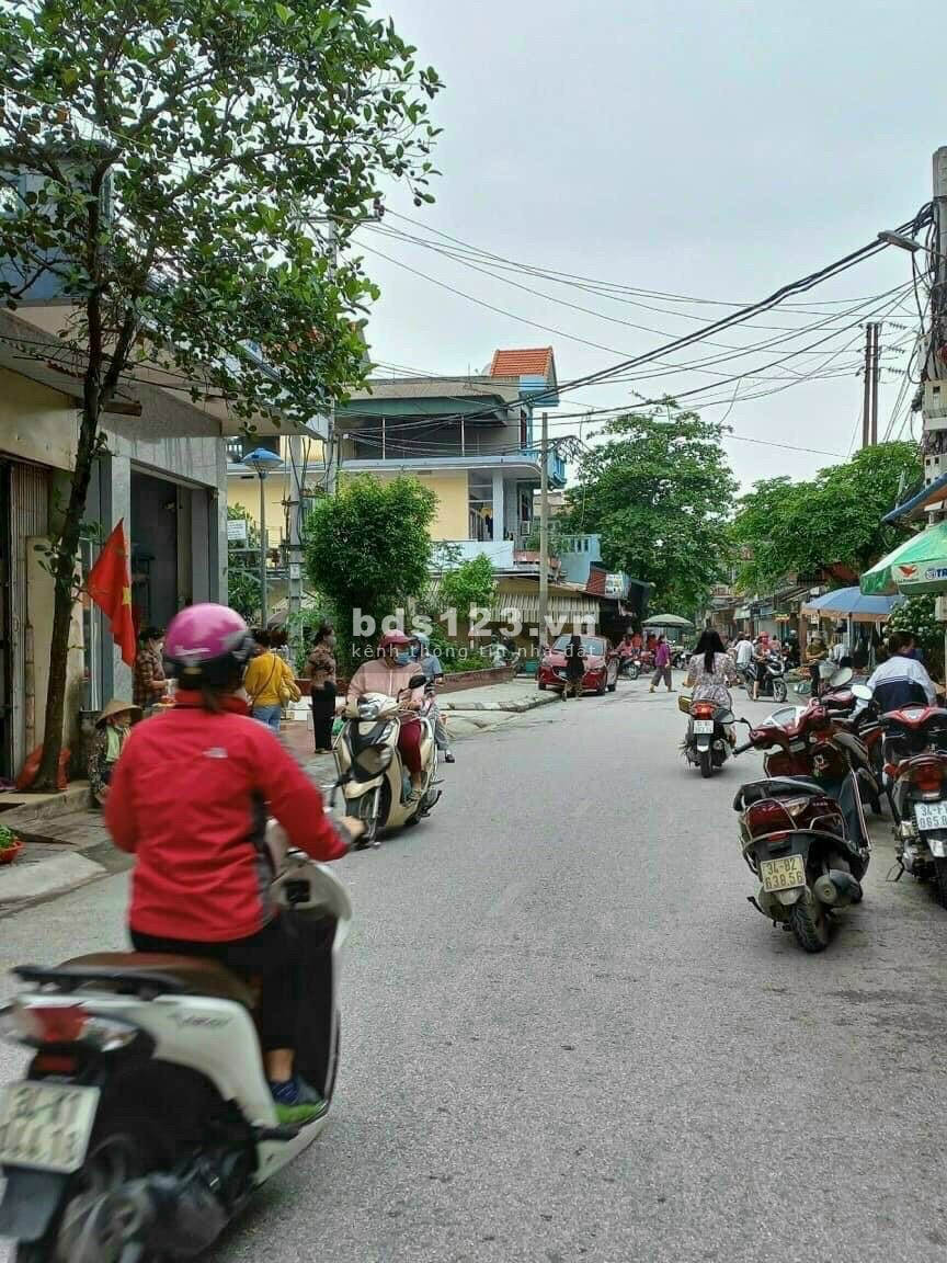 Bán nhà mặt phố Bình Lộc, ph Tân Bình, TP HD, 87m2, mt 4.65m, 3.5 tầng, kinh doanh cực tốt
