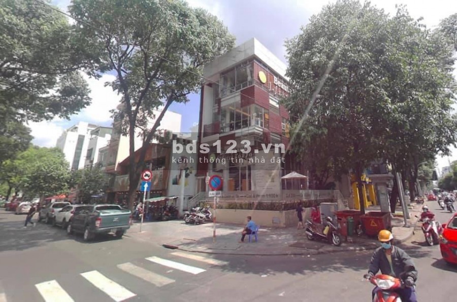 Mặt phố Điện Biên Phủ Quận 1 lô góc vị trí cực đắc địa, 5 tầng đúc