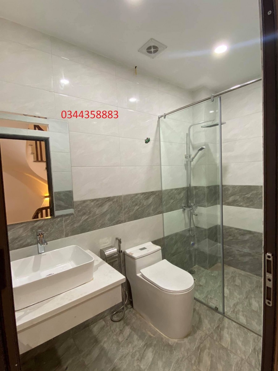 Nhà Mới Ngõ Thông Ở Hoàng Mai DT 42mx5t Giá 4,7 tỷ