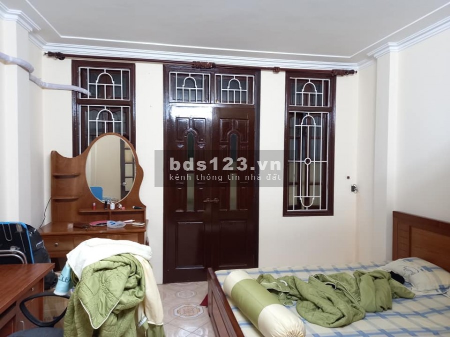 Nhỉnh 3 tỷ, căn 55m2, 5 tầng, MT 6m Đầm Hồng Thanh Xuân, Hà Nội, lh: 0949859898