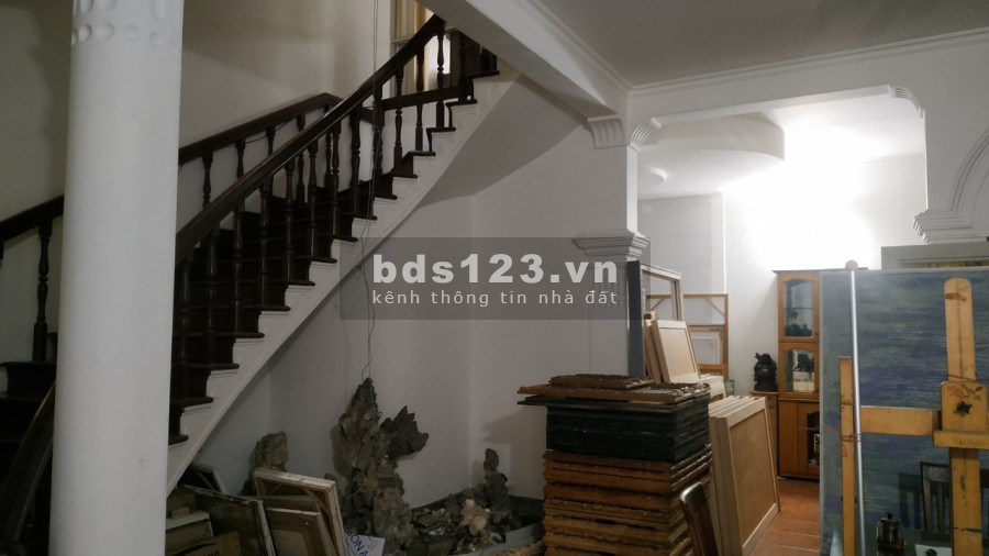 Bán nhanh nhà Đống Đa, ô tô đỗ cửa, dt 100m2, mt 7.5m, giá 11 tỷ